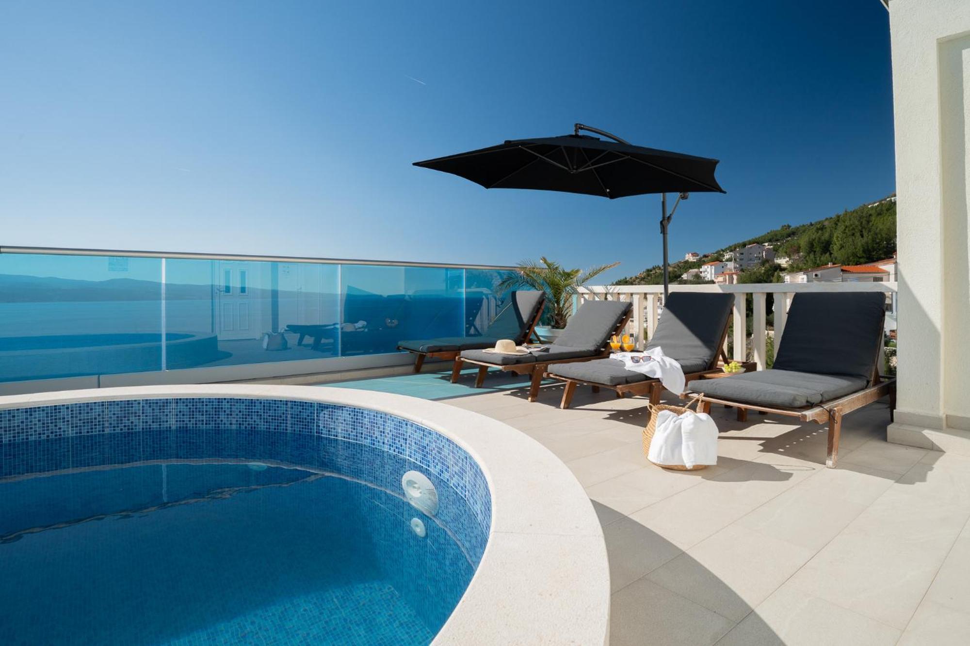 Sunny Hill Apartments With Rooftop Pool سيلينا المظهر الخارجي الصورة