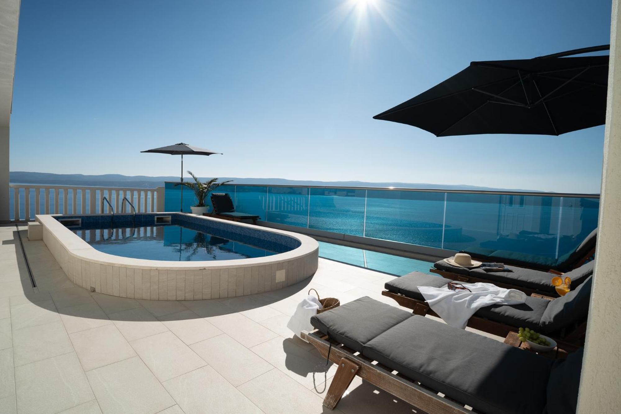 Sunny Hill Apartments With Rooftop Pool سيلينا المظهر الخارجي الصورة