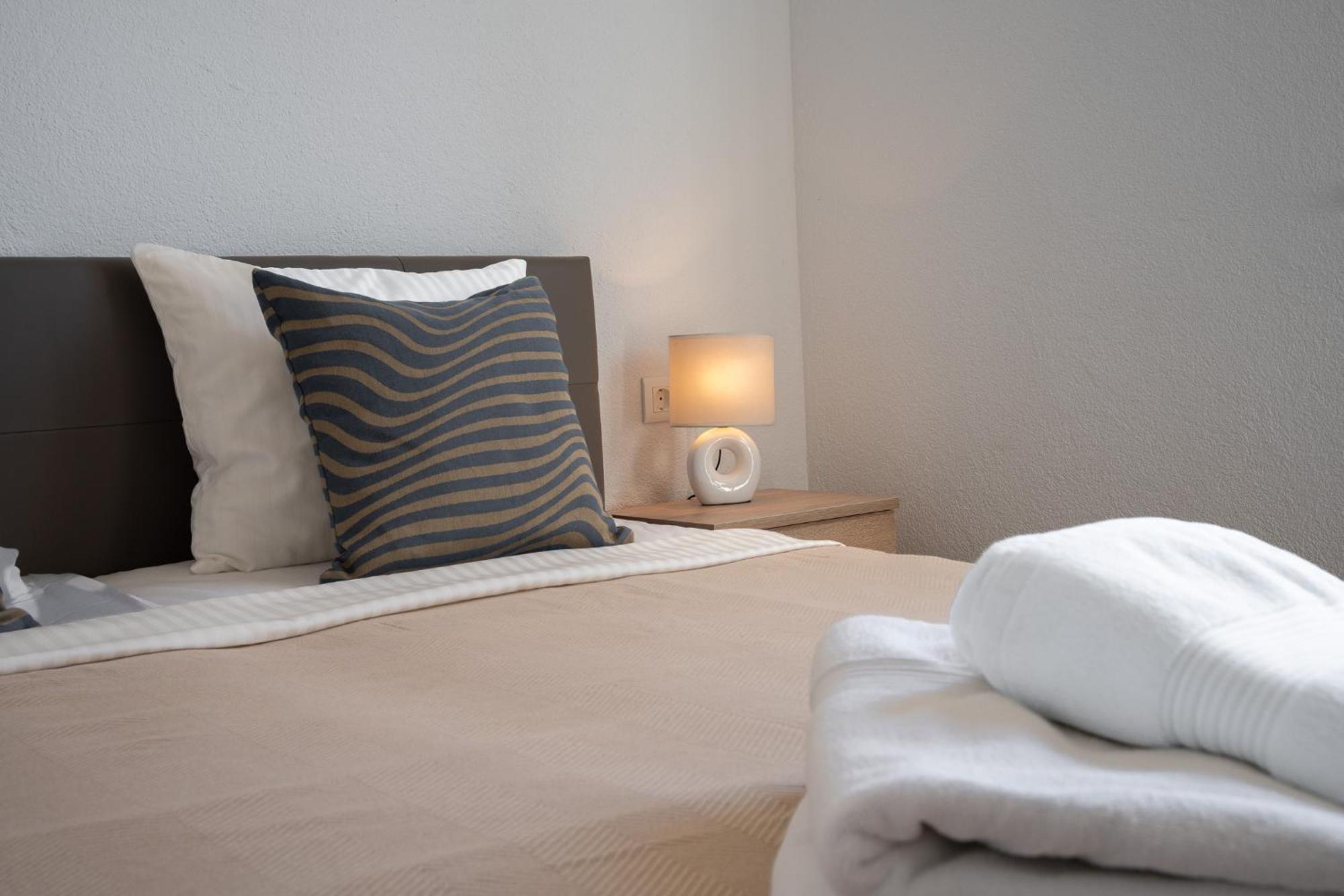 Sunny Hill Apartments With Rooftop Pool سيلينا المظهر الخارجي الصورة